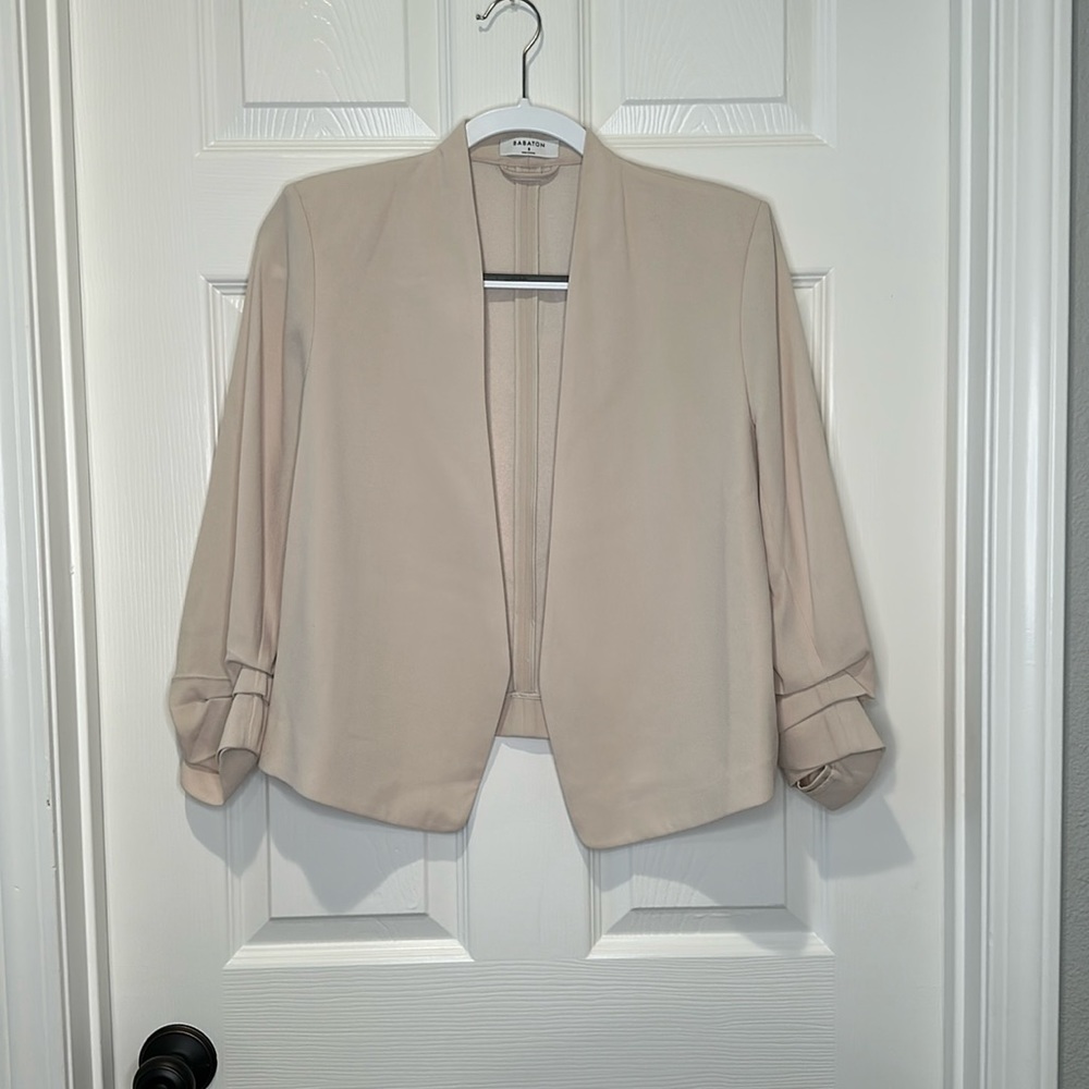 NWT Babaton Power Blazer in Beige - sz 8
